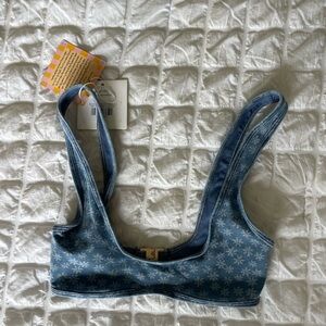 Kulani Kinis Bind Slim Blue Daisy Bikini Top